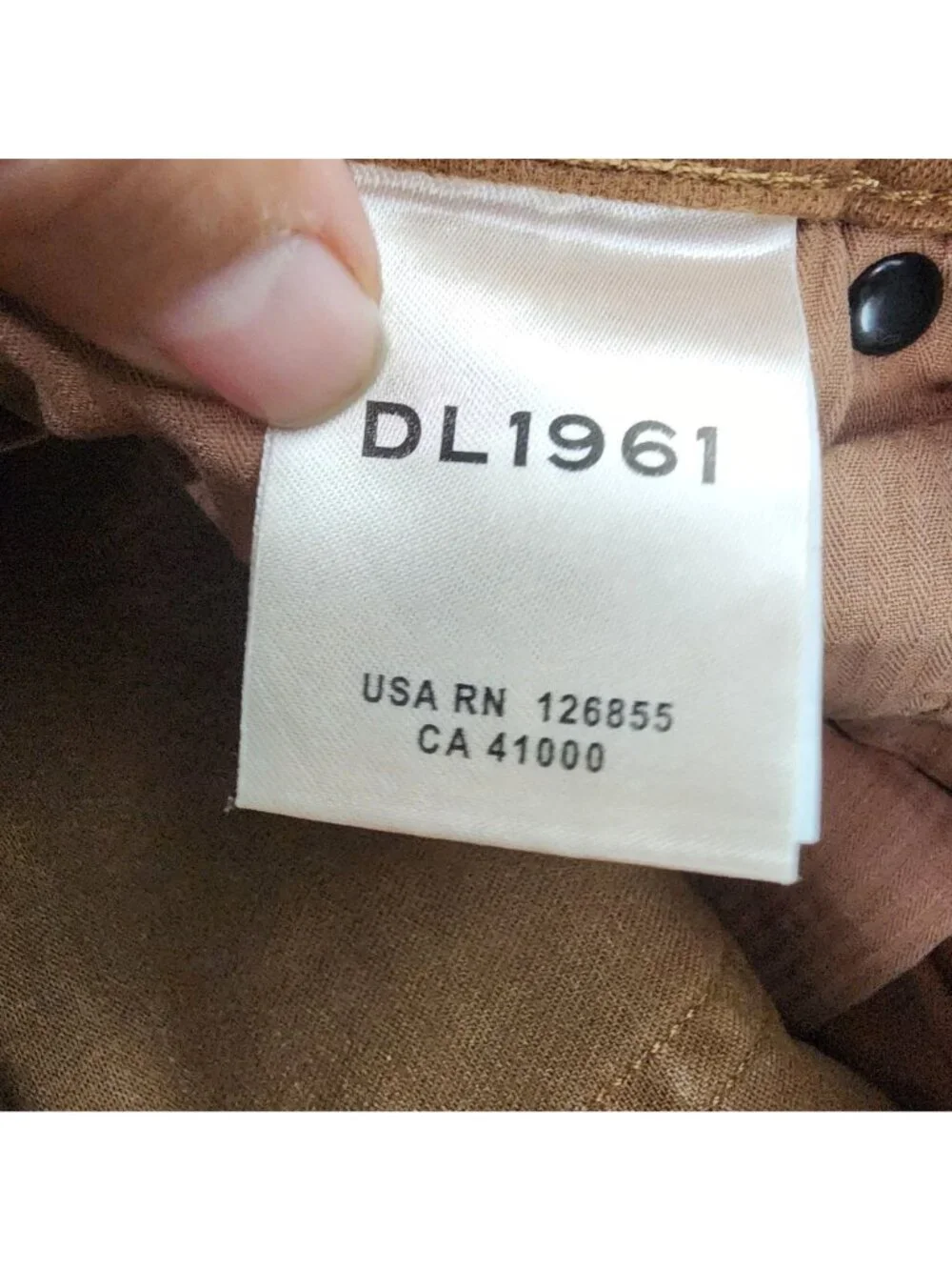 DL1961 size mens